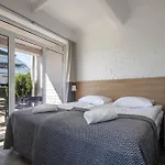Smiltynes Jachtklubas Hotel