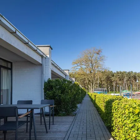 斯米蒂尼游艇俱乐部酒店 酒店 克莱佩达