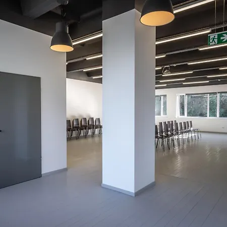 斯米蒂尼游艇俱乐部酒店 酒店 克莱佩达