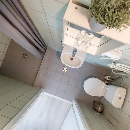 Hotel Smiltynes Jachtklubas 3*