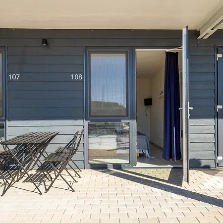 Smiltynes Jachtklubas Hotel