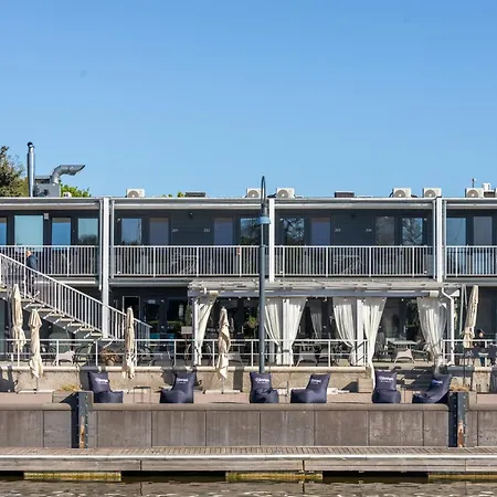 Hotel Smiltynes Jachtklubas