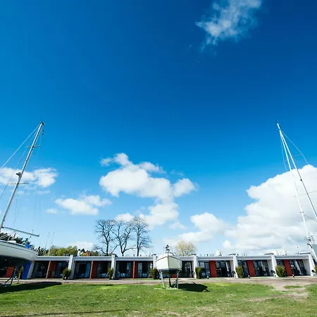 Hotel Smiltynes Jachtklubas 3*