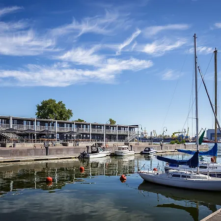 Hotel Smiltynes Jachtklubas