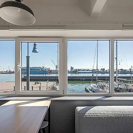 Smiltynes Jachtklubas Hotel 3*
