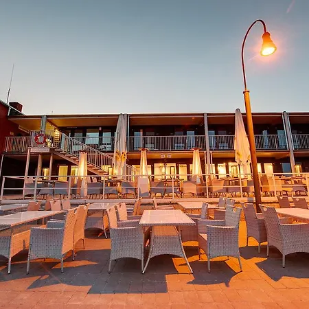 Smiltynes Jachtklubas Hotel