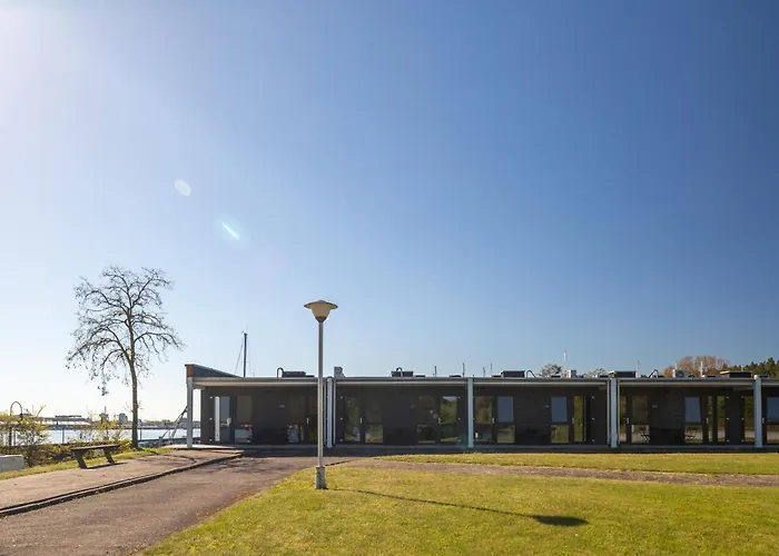 Smiltynes Jachtklubas Hotel