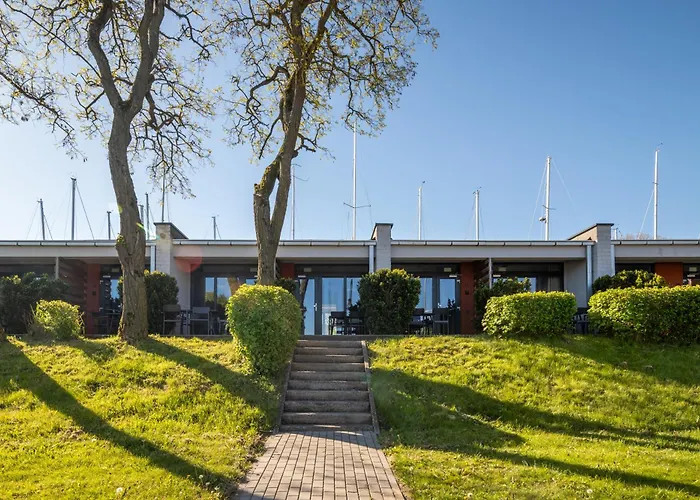 Smiltynes Jachtklubas Hotel